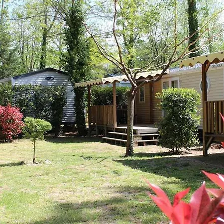 Domaine De Gil Campsite 4*
